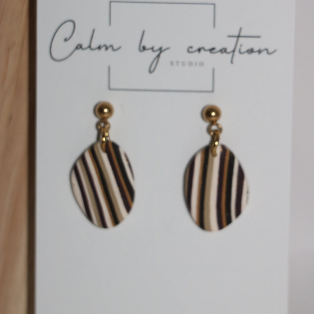 Driftwood striped round drops polymer clay earrings by Calm by Creation Studio